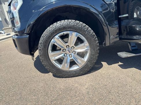 Used 2016 Ford F150 Platinum w/ Equipment Group 701A Luxury AWD/4WD image 24