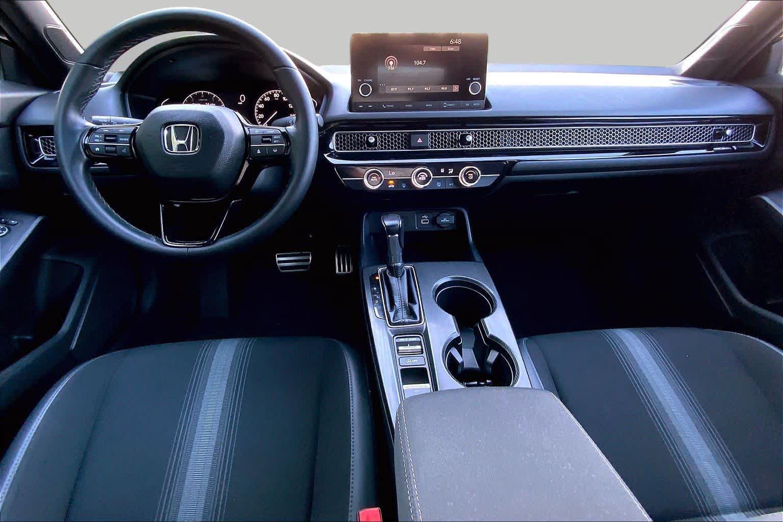 Used 2023 Honda Civic Sport image 16