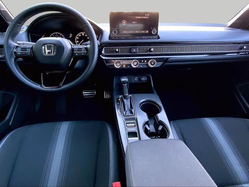 Used 2023 Honda Civic Sport image 16