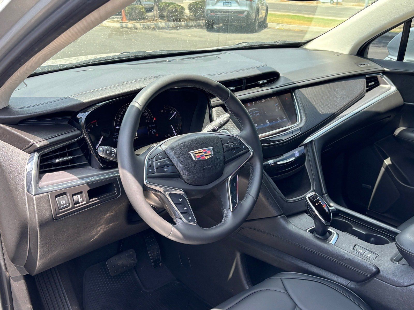 Used 2017 Cadillac XT5 Premium Luxury FWD image 20
