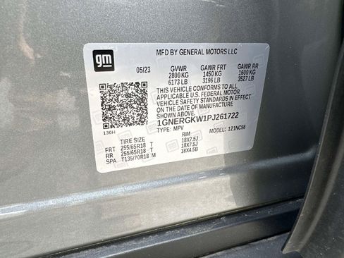 Used 2023 Chevrolet Traverse LT FWD image 38