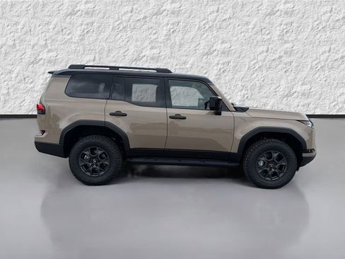New 2026 Lexus GX 550 AWD/4WD image 2
