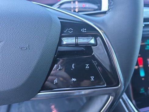 Used 2026 Cadillac Escalade IQL Sport 1 w/ LPO, ONYX Package image 21