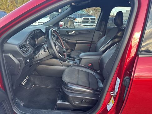 Certified 2023 Ford Escape ST-Line w/ Tech Pack #1 image 16