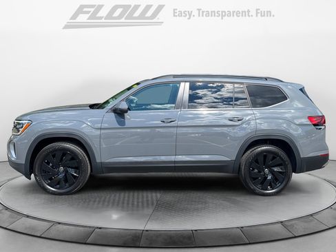 New 2025 Volkswagen Atlas SEL image 4