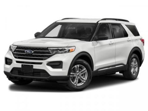 Certified 2022 Ford Explorer XLT w/ Equipment Group 202A image 1