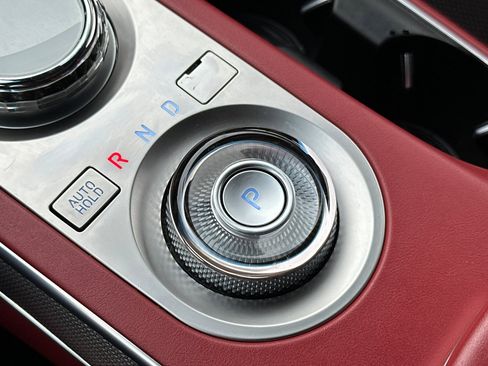 Used 2023 Genesis GV70 2.5T w/ Sport Prestige Package image 23