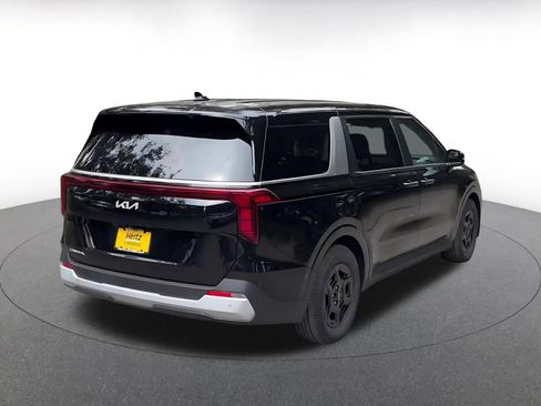 Used 2026 Kia Carnival FWD image 14