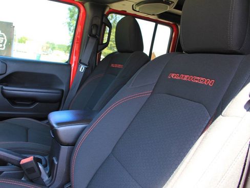 Used 2018 Jeep Wrangler Unlimited Rubicon AWD/4WD image 26