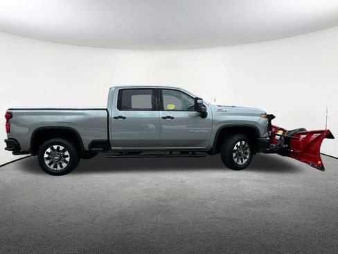 Used 2024 Chevrolet Silverado 2500 Custom w/ Custom Value Package image 15