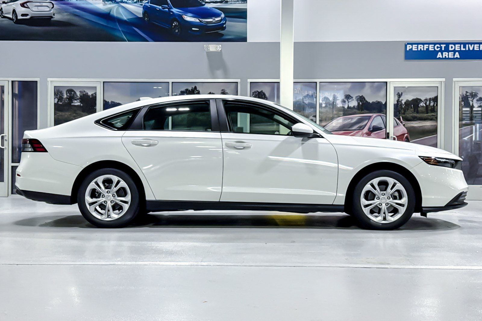 Used 2024 Honda Accord LX image 8