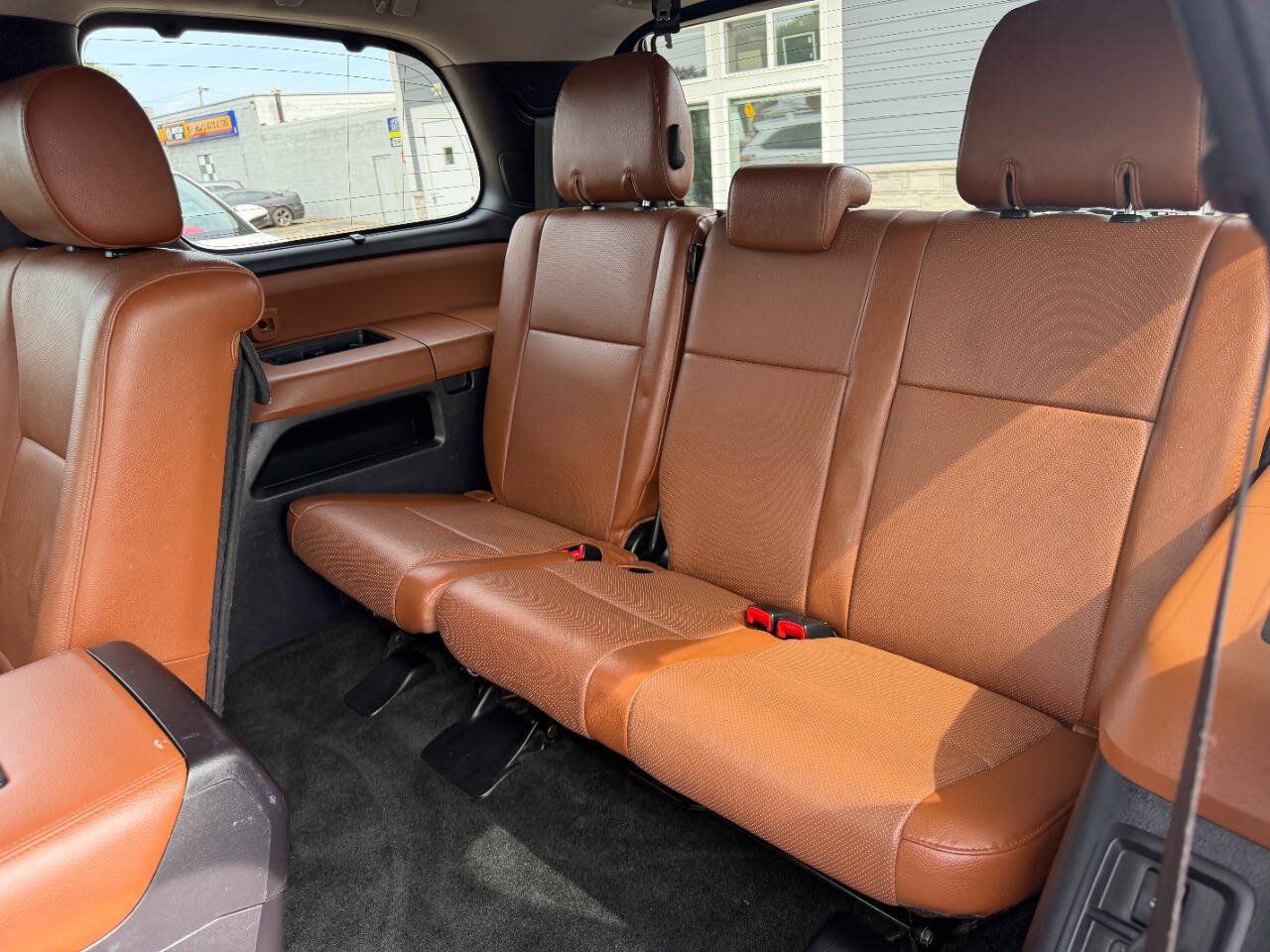 Used 2016 Toyota Sequoia Platinum AWD/4WD image 12