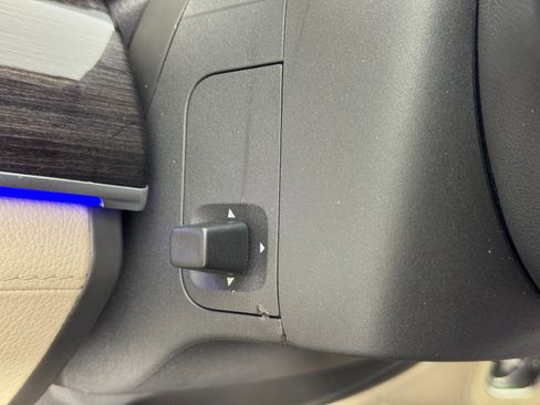 Used 2020 Mercedes-Benz GLE 350 image 19