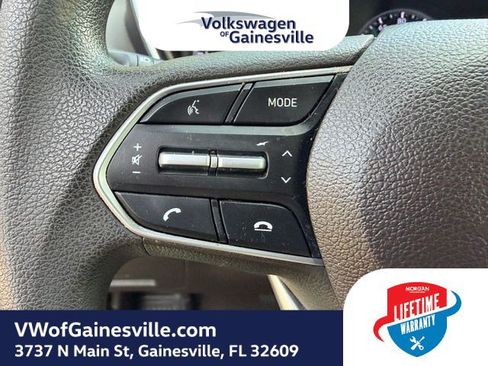Used 2020 Hyundai Santa Fe SE AWD/4WD image 29