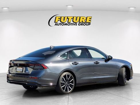 Certified 2024 Honda Accord Touring image 4
