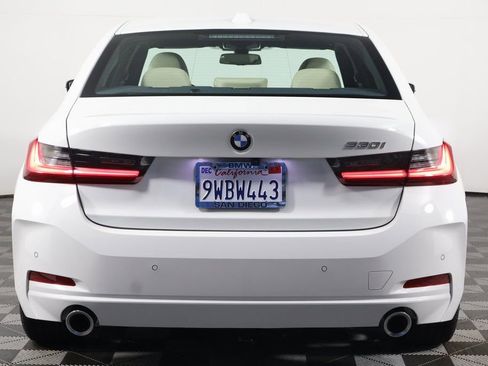Certified 2025 BMW 330i Sedan w/ Premium Package RWD image 5