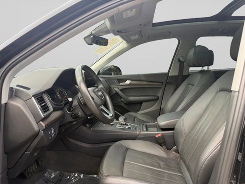 Used 2018 Audi Q5 2.0T Premium Plus w/ Premium Plus Package AWD/4WD image 16