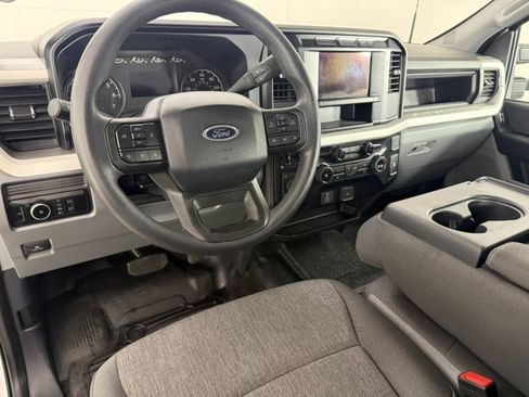 Used 2024 Ford F250 XL w/ XL Chrome Package image 11