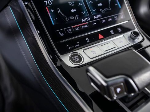 Used 2023 Audi A8 L 3.0T w/ Comfort Plus Package image 34