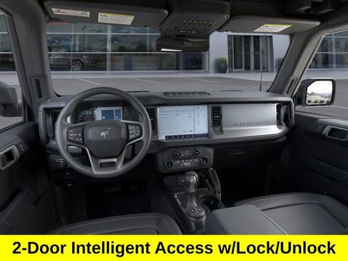 New 2025 Ford Bronco Badlands image 9