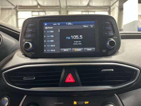 Used 2019 Hyundai Santa Fe SEL AWD/4WD image 24