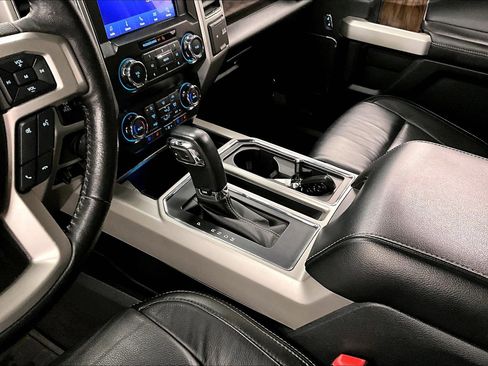 Used 2020 Ford F150 Lariat AWD/4WD image 18