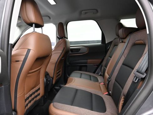 Used 2025 Ford Bronco Sport Outer Banks AWD/4WD image 19