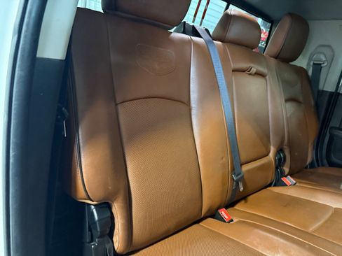 Used 2014 RAM 2500 Longhorn w/ Convenience Group AWD/4WD image 20