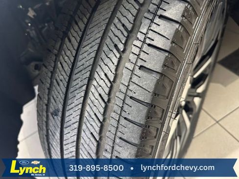Certified 2025 Ford Expedition Platinum w/ Driver's Package AWD/4WD image 36