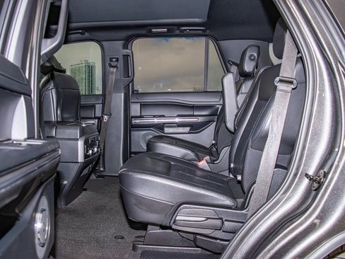 Used 2020 Ford Expedition XLT w/ Equipment Group 202A image 22