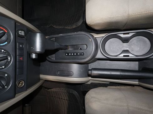 Used 2007 Jeep Wrangler Unlimited Sahara w/ Dual Top Group image 9