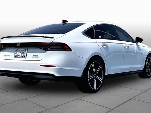 Used 2023 Honda Accord Sport image 12
