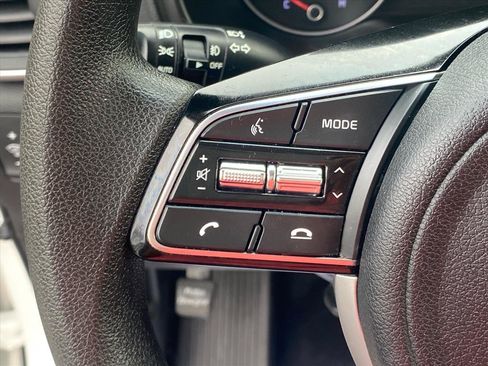 Used 2020 Kia Sportage LX AWD/4WD image 17