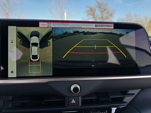 Used 2026 Toyota Crown Platinum image 27