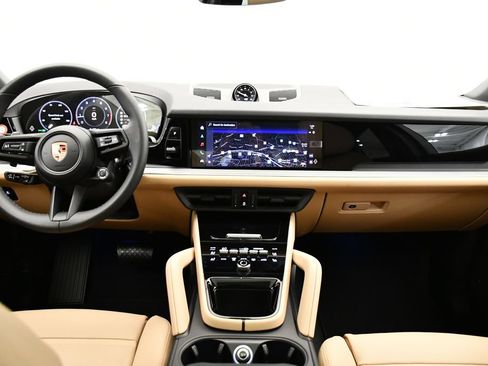Certified 2026 Porsche Cayenne Coupe AWD/4WD image 23