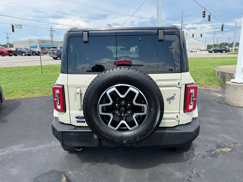 Used 2025 Ford Bronco Outer Banks AWD/4WD image 5