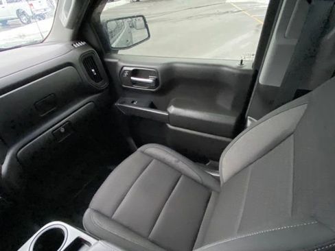 Used 2024 Chevrolet Silverado 1500 Custom Trail Boss image 27