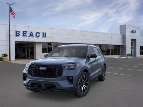 New 2026 Ford Explorer ST-Line image 3