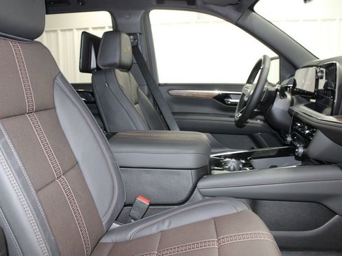 New 2026 Chevrolet Tahoe High Country AWD/4WD image 26