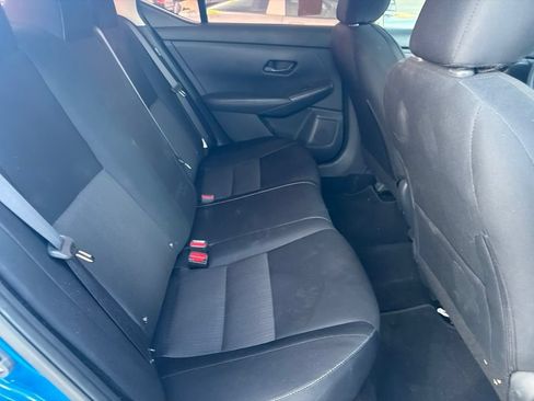 Used 2024 Nissan Sentra SV FWD image 12