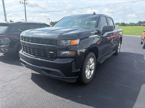 Used 2020 Chevrolet Silverado 1500 Custom w/ Infotainment Package RWD image 1