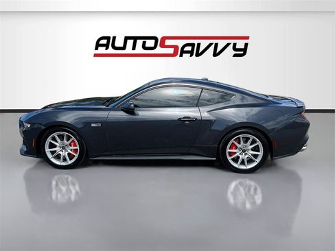 Used 2024 Ford Mustang GT Premium image 4