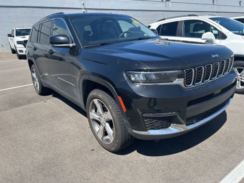 Used 2021 Jeep Grand Cherokee L Limited w/ Luxury Tech Group II AWD/4WD image 3