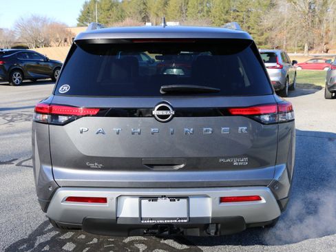Used 2025 Nissan Pathfinder Platinum w/ Cargo Package image 4
