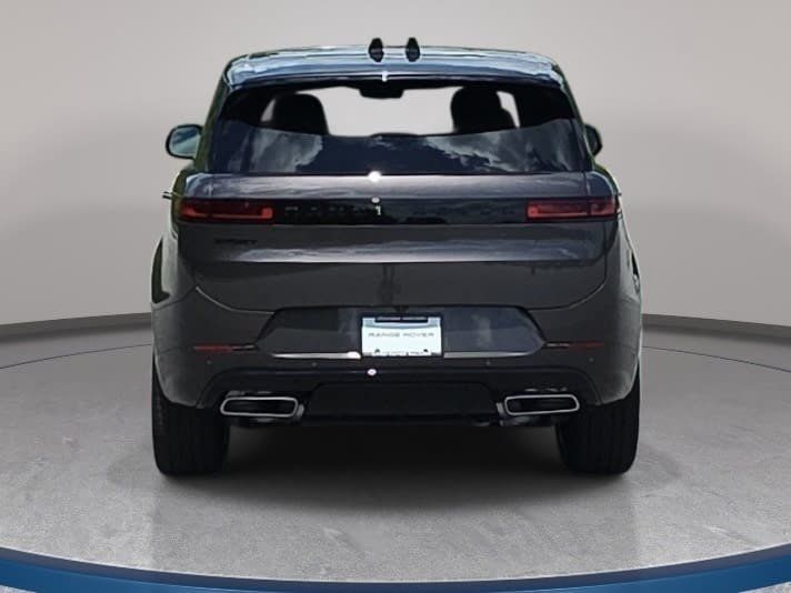 New 2026 Land Rover Range Rover Sport Dynamic SE AWD/4WD image 6