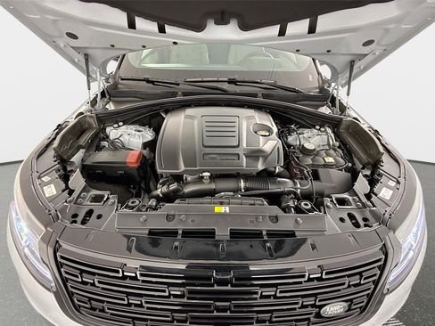 Used 2026 Land Rover Range Rover Velar Dynamic SE AWD/4WD image 34