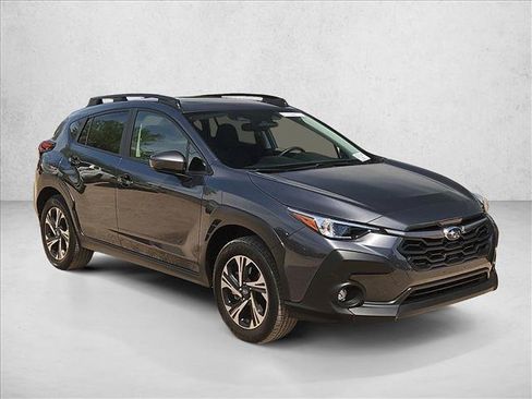 Used 2025 Subaru Crosstrek 2.5i Premium AWD/4WD image 3