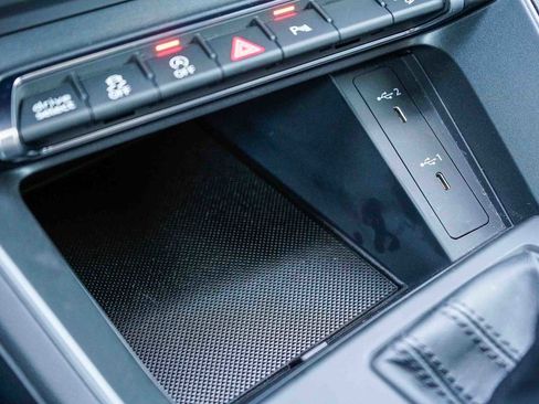 Used 2022 Audi Q3 2.0T Premium w/ Black Optic Sport Package image 22