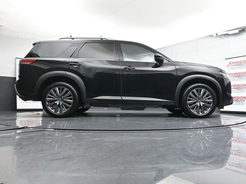 Used 2023 Nissan Pathfinder SL w/ SL Premium Package image 35