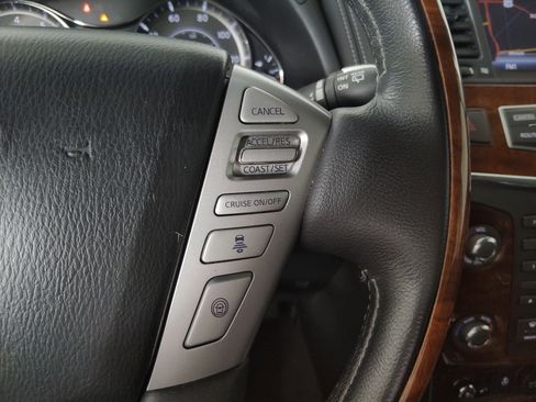 Used 2016 INFINITI QX80 4WD w/ Deluxe Technology Package image 30